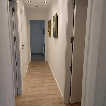 Completo Muy Cerca Del Centro Ideal Familias Con Piscina *