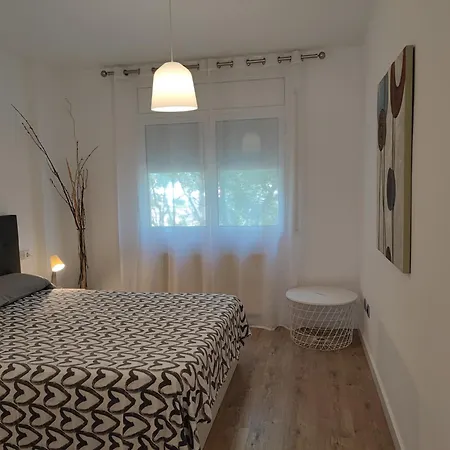 Completo Muy Cerca Del Centro Ideal Familias Con Piscina