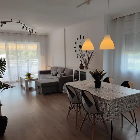 Apartment Completo Muy Cerca Del Centro Ideal Familias Con Piscina